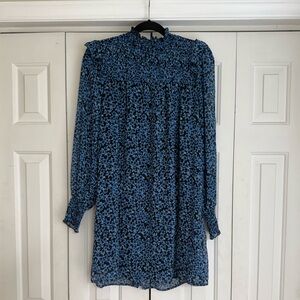 Mi Ami Francesca’s Women’s Black Blue Lucy Smocked Floral Dress Size Large